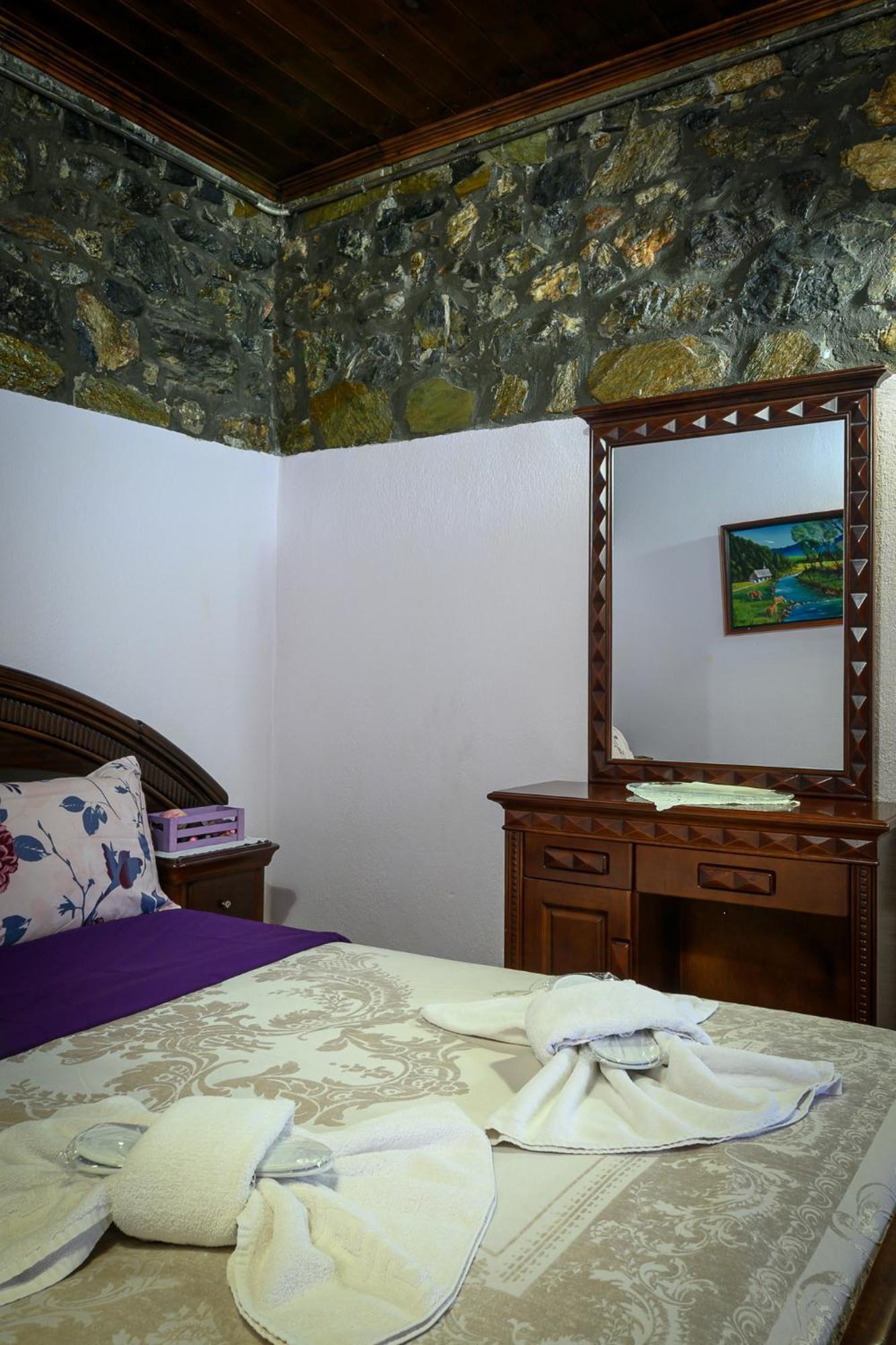 Metohi Inn Agios Athanasios  Ngoại thất bức ảnh